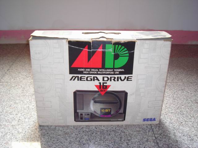 SEGA_Genesis_02.JPG